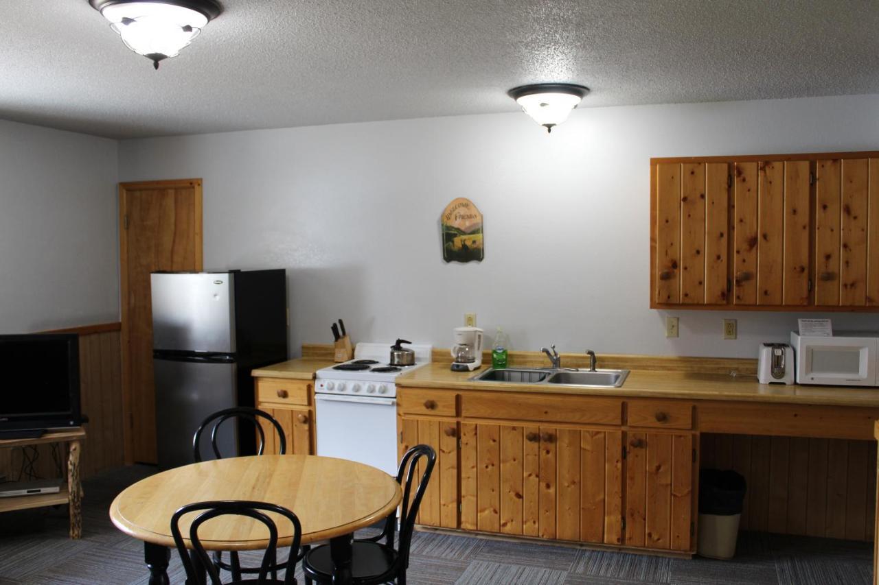 Alpine Motel Of Cooke City Exterior foto